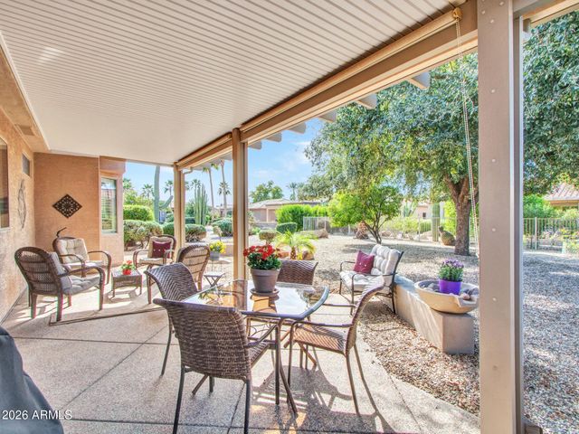 19760 N LOS ALTOS Way, Surprise, AZ 85374