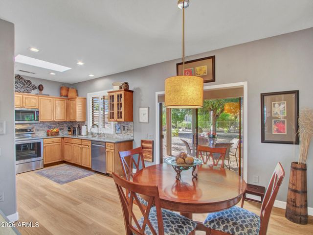 19760 N LOS ALTOS Way, Surprise, AZ 85374