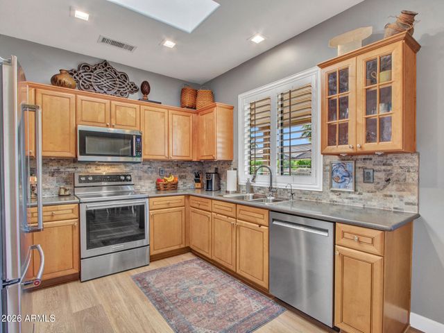 19760 N LOS ALTOS Way, Surprise, AZ 85374