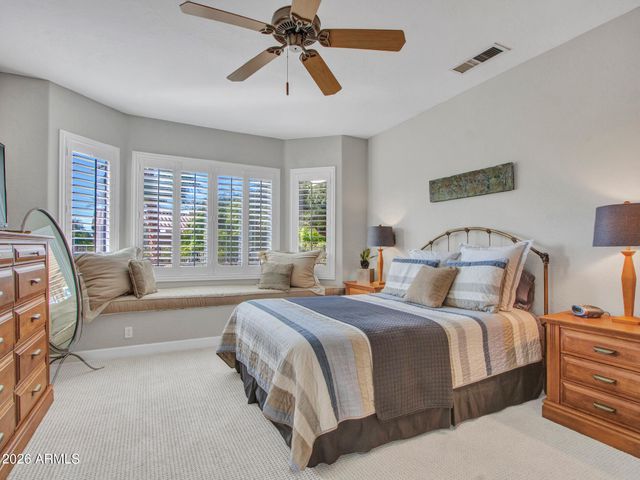 19760 N LOS ALTOS Way, Surprise, AZ 85374