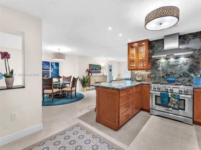 1023 Polk St, Hollywood, FL 33019