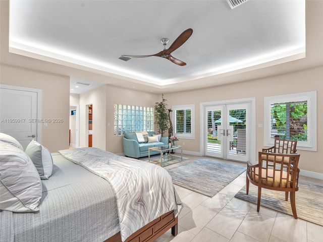 1023 Polk St, Hollywood, FL 33019