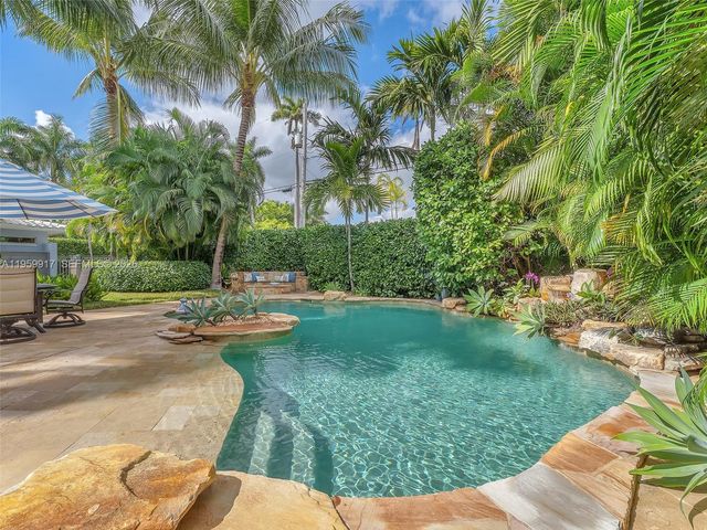 1023 Polk St, Hollywood, FL 33019