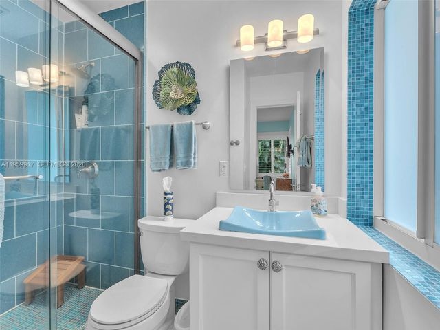 1023 Polk St, Hollywood, FL 33019