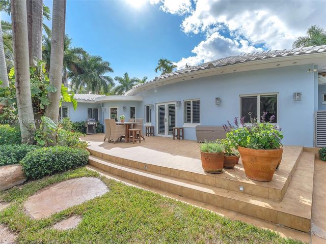 1023 Polk St, Hollywood, FL 33019