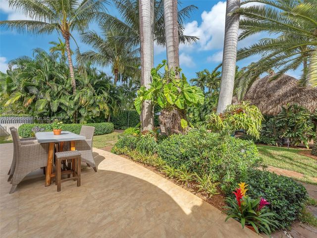 1023 Polk St, Hollywood, FL 33019