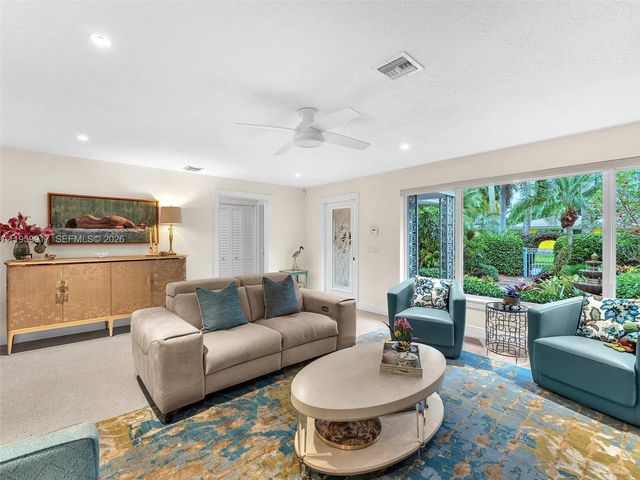 1023 Polk St, Hollywood, FL 33019