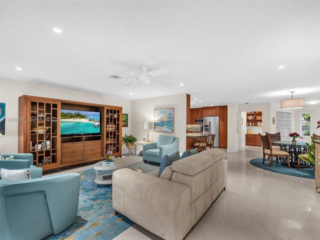 1023 Polk St, Hollywood, FL 33019