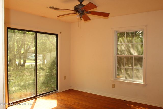 1110 Williams Street, Pascagoula, MS 39567