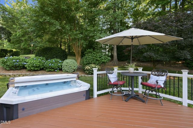 102 Southglen Drive, Cary, NC 27518