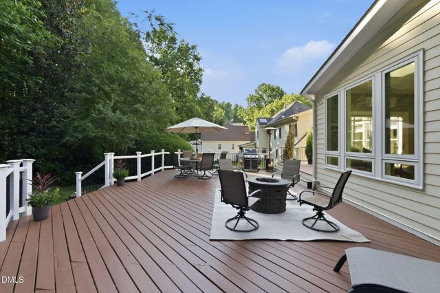 102 Southglen Drive, Cary, NC 27518