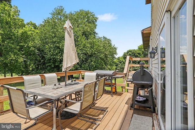 1565 OLD MOUNTAIN RD, Wellsville, PA 17365