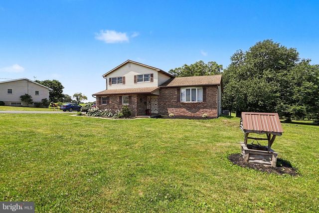 1565 OLD MOUNTAIN RD, Wellsville, PA 17365