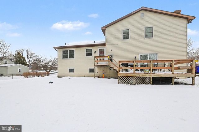 1565 OLD MOUNTAIN RD, Wellsville, PA 17365