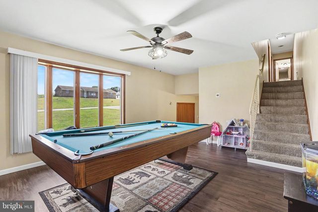 1565 OLD MOUNTAIN RD, Wellsville, PA 17365