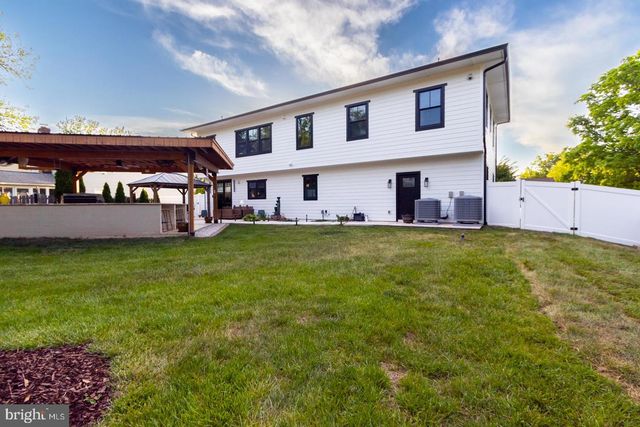 13821 LEIGHFIELD ST, Chantilly, VA 20151