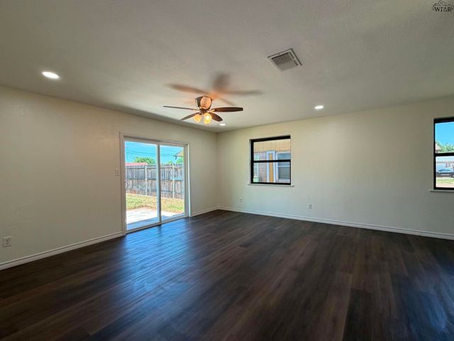 1 BRANDY LANE, Wichita Falls, TX 76306