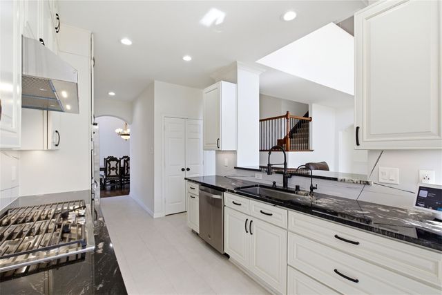 811 Rushmore Drive, Allen, TX 75002