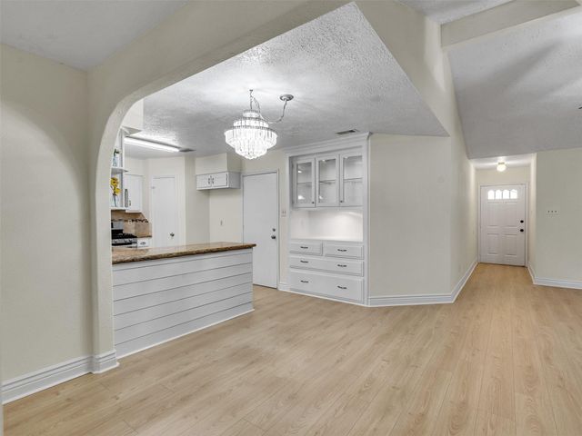 32 Sarita Road, Angleton, TX 77515