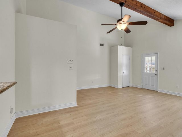 32 Sarita Road, Angleton, TX 77515