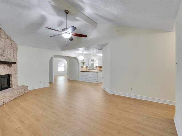 32 Sarita Road, Angleton, TX 77515