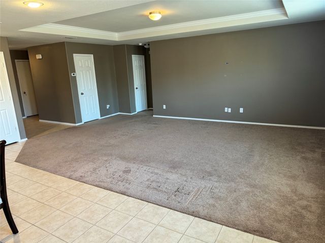 805 Underhill Drive, Arlington, TX 76002