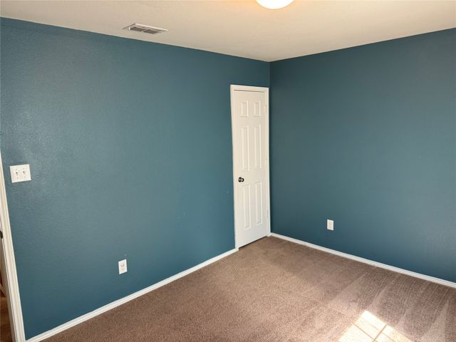 805 Underhill Drive, Arlington, TX 76002