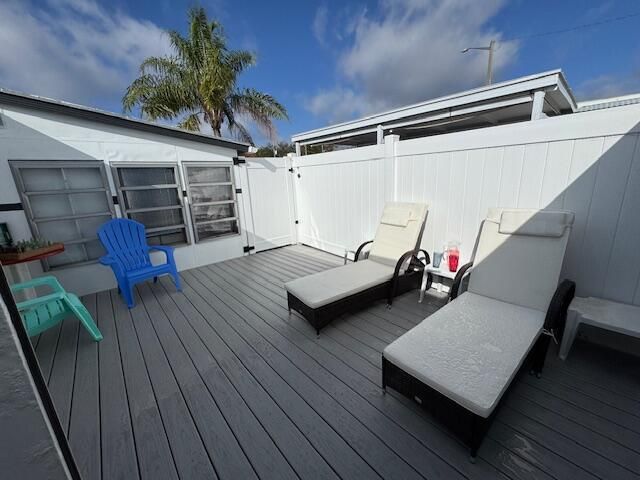 2023 St Lucie Blvd 163, Fort Pierce, FL 34946