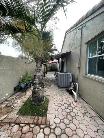 11491 SW 72nd Terrace, Miami, FL 33173