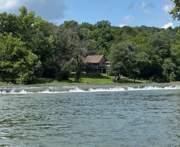 27 Miramichee Drive, Hardy, AR 72542