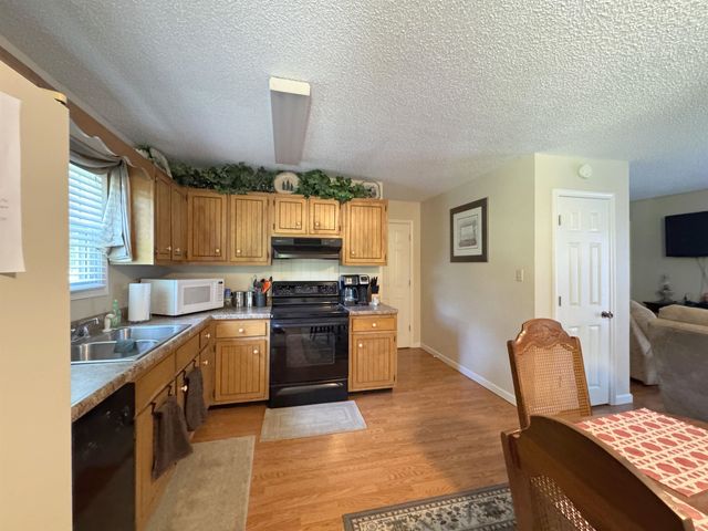27 Miramichee Drive, Hardy, AR 72542