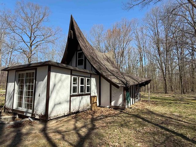 10290 Carmichael Drive, Mancelona, MI 49659