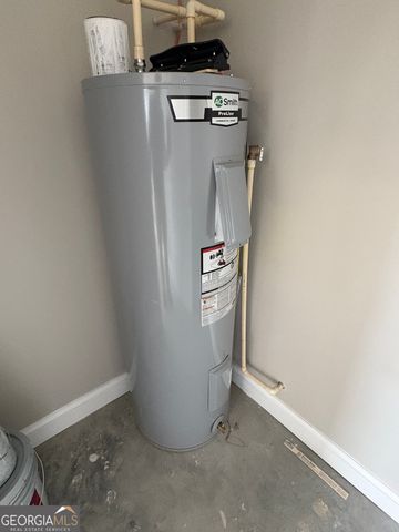 317 Old Rockdale Drive, Statesboro, GA 30461