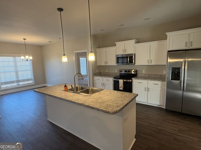 317 Old Rockdale Drive, Statesboro, GA 30461