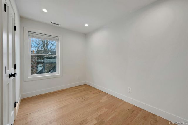 278 Washington Avenue South, Pleasantville, NY 10570