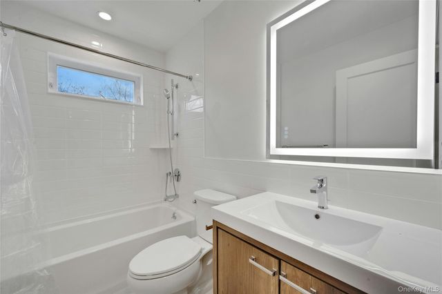 278 Washington Avenue South, Pleasantville, NY 10570