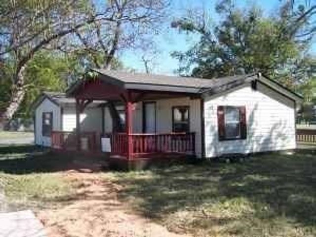 603 Mckinney Street, Farmersville, TX 75442