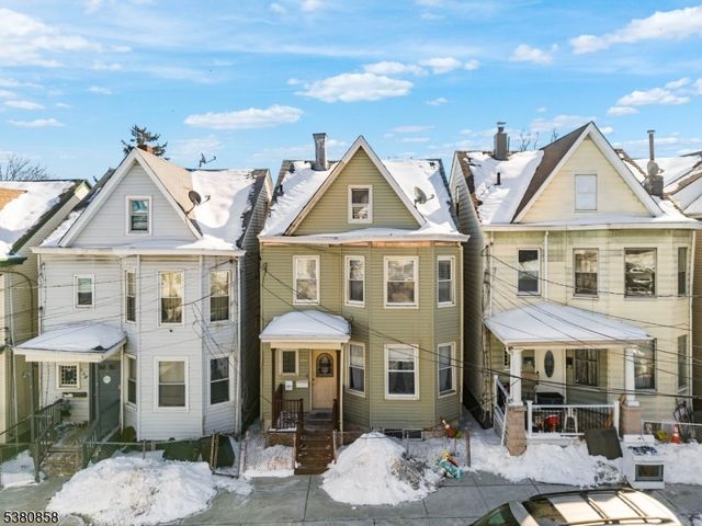 206 N 6Th St, Prospect Park Boro, NJ 07508