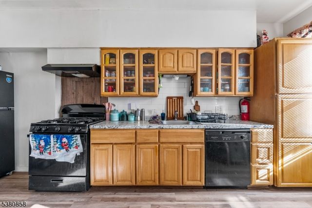 206 N 6Th St, Prospect Park Boro, NJ 07508