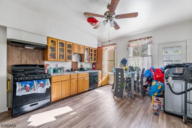 206 N 6Th St, Prospect Park Boro, NJ 07508