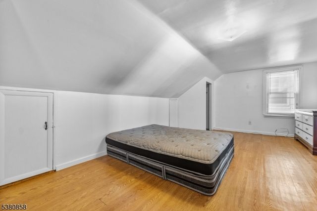 206 N 6Th St, Prospect Park Boro, NJ 07508