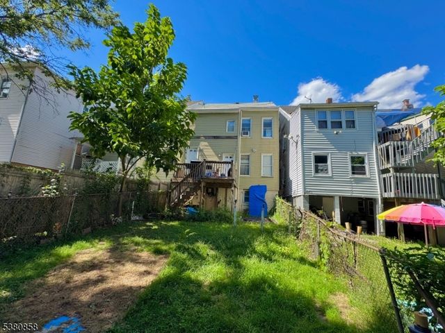 206 N 6Th St, Prospect Park Boro, NJ 07508