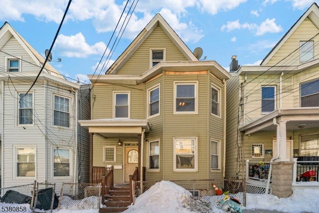 206 N 6Th St, Prospect Park Boro, NJ 07508