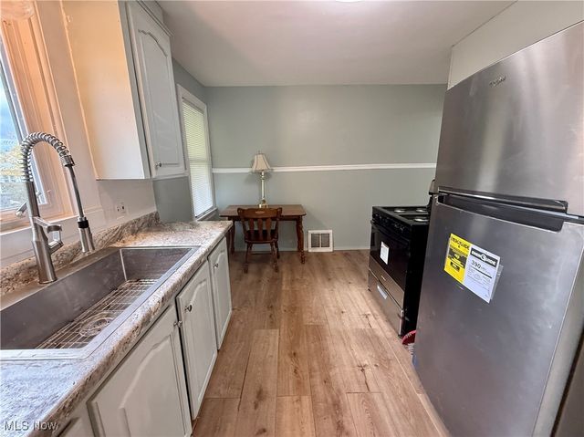 434 N Bon Air Avenue, Youngstown, OH 44509