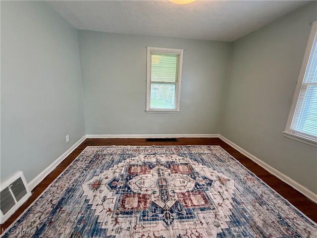 434 N Bon Air Avenue, Youngstown, OH 44509