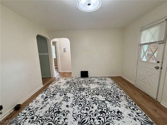 434 N Bon Air Avenue, Youngstown, OH 44509