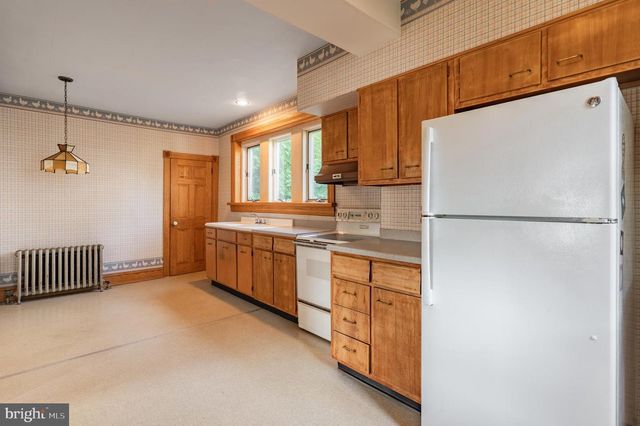 2105 SUSQUEHANNA RD, Abington, PA 19001