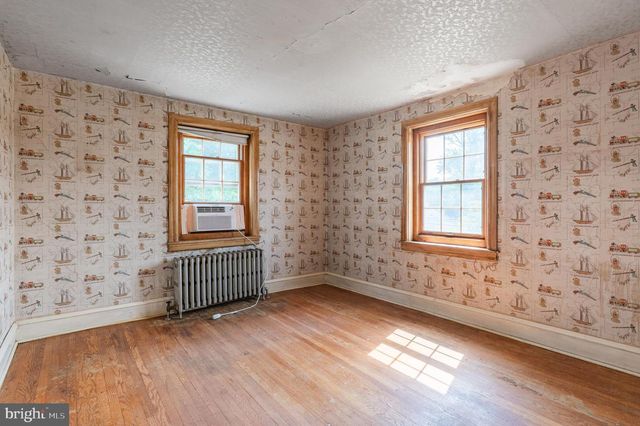 2105 SUSQUEHANNA RD, Abington, PA 19001