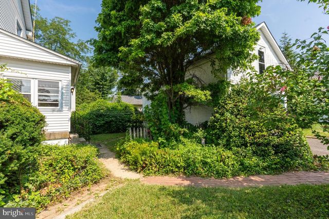 2105 SUSQUEHANNA RD, Abington, PA 19001
