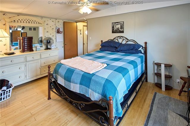 4578 Barton Chapel Road, Fraziers Bottom, WV 25082